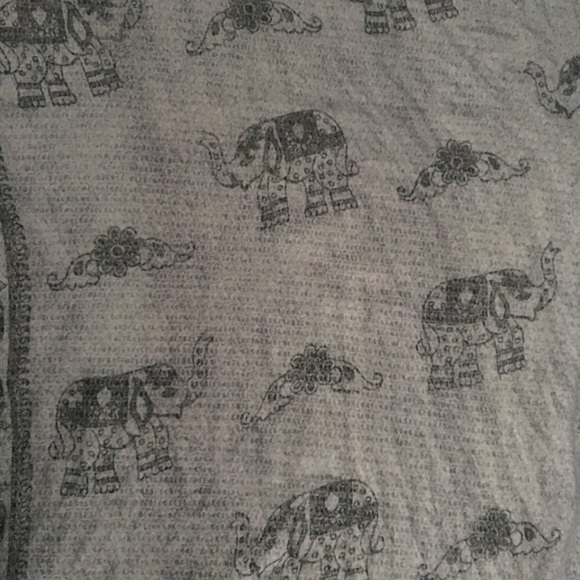 Fun Grey Scarf - Picture 2 of 2